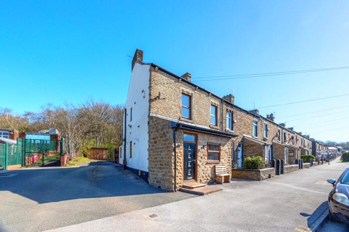 3 Bedroom End Of Terrace House To Rent In Burton Road, Barnsley, S71