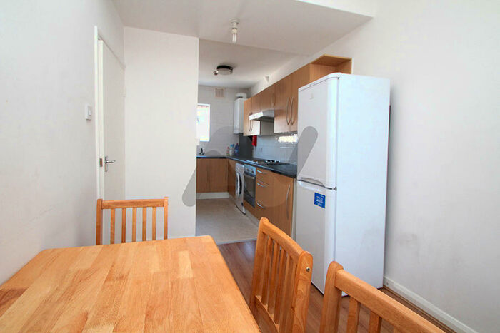 4 Bedroom Maisonette To Rent In Eversholt Street, Euston, London, NW1