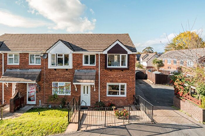 3 Bedroom End Terrace House For Sale In Tower Walk, Exeter, Devon, EX2