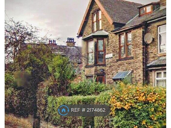 2 Bedroom Flat To Rent In Bingley Road, Saltaire, BD18