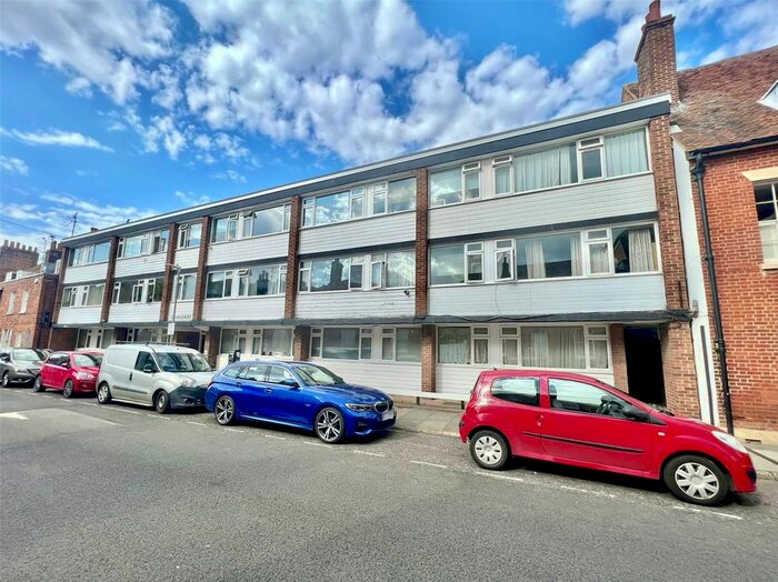 1 Bedroom Flat To Rent In Broad Street, Canterbury, Kent, CT1