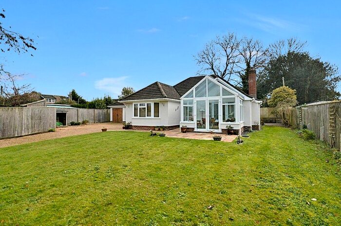 3 Bedroom Bungalow For Sale In Hyde, Fordingbridge, SP6