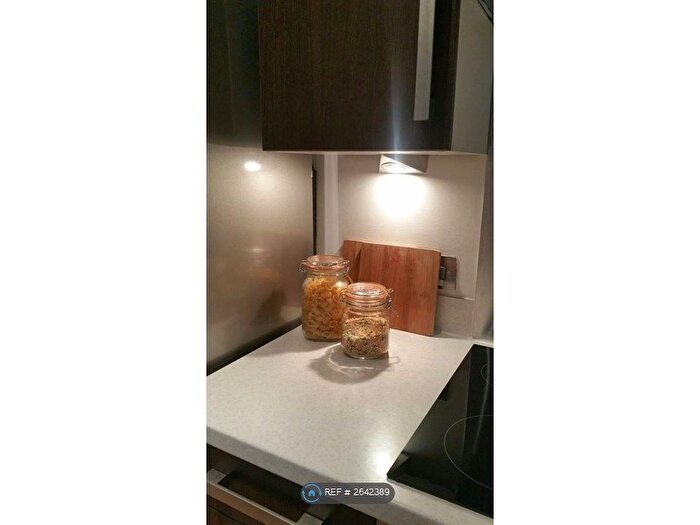 1 Bedroom Flat To Rent In City Point, Sheffield, S1