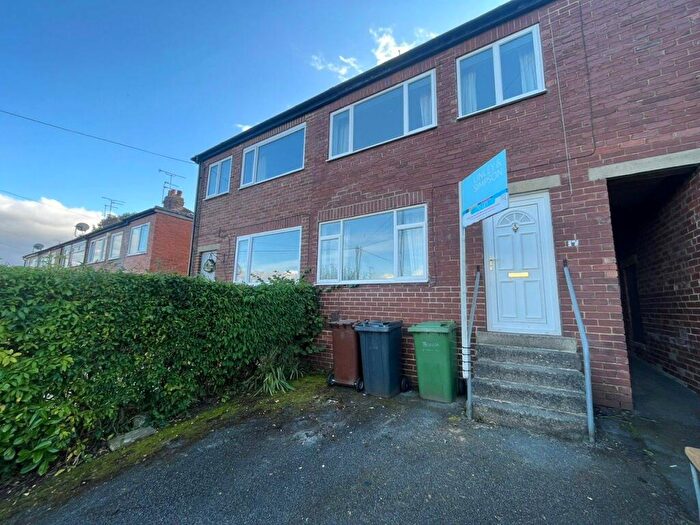 3 Bedroom Terraced House To Rent In Lickless Gardens, Horsforth, Leeds, West Yorkshire, LS18