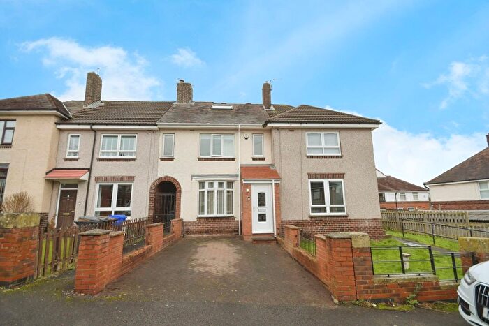 3 Bedroom Terraced House For Sale In Studfield Crescent, Wisewood, S6