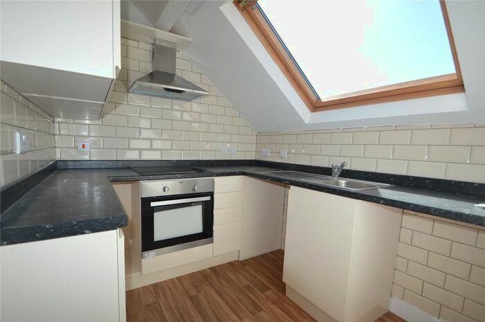 1 Bedroom Flat To Rent In Bingham Road, Addiscombe, Croydon, CR0