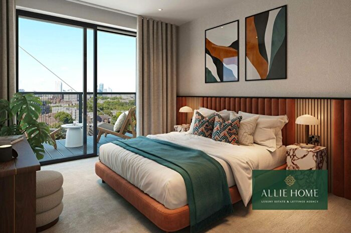 2 Bedroom Flat For Sale In Hackney Road, Regent's View, E2