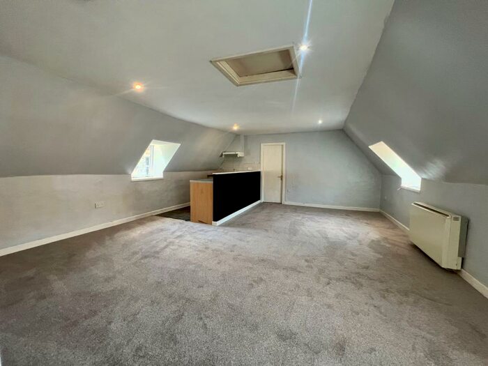 1 Bedroom Flat To Rent In Market Place, Mildenhall, Bury St. Edmunds, IP28