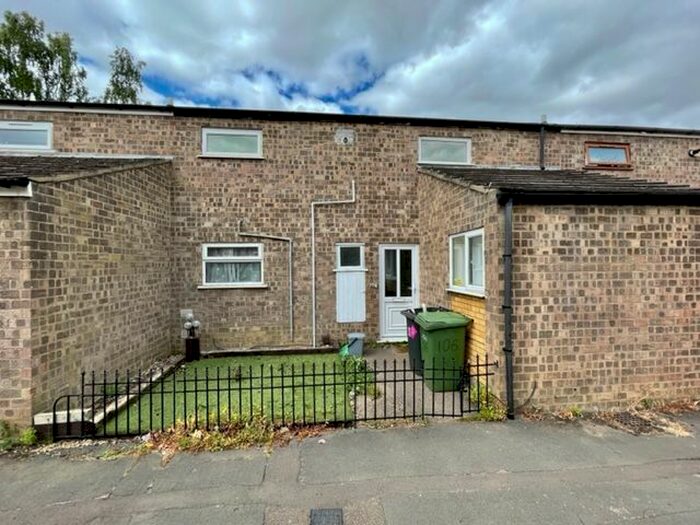 4 Bedroom Terraced House To Rent In Watergall, Peterborough, PE3