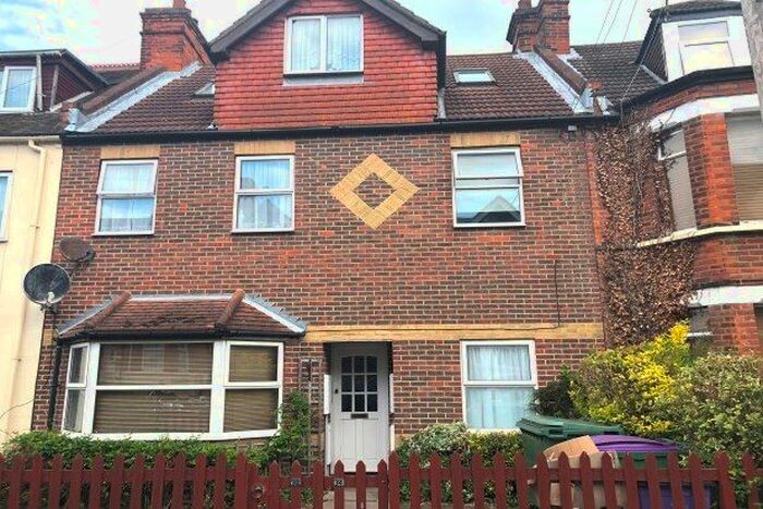 1 Bedroom Flat To Rent In - Bournemouth Road, Folkestone, CT19