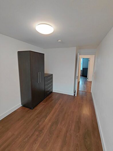 2 Bedroom Flat To Rent In Wightman Road, London, N8