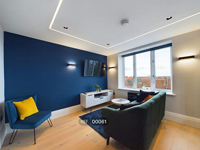 2 Bedroom Apartment To Rent In Kings Buildings, South Church Side, Hull, HU1