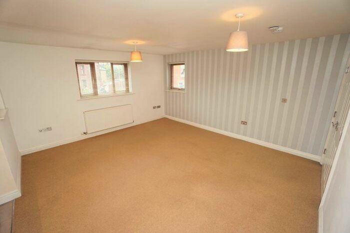 2 Bedroom Apartment To Rent In Ashfield Court, Adlington, PR6