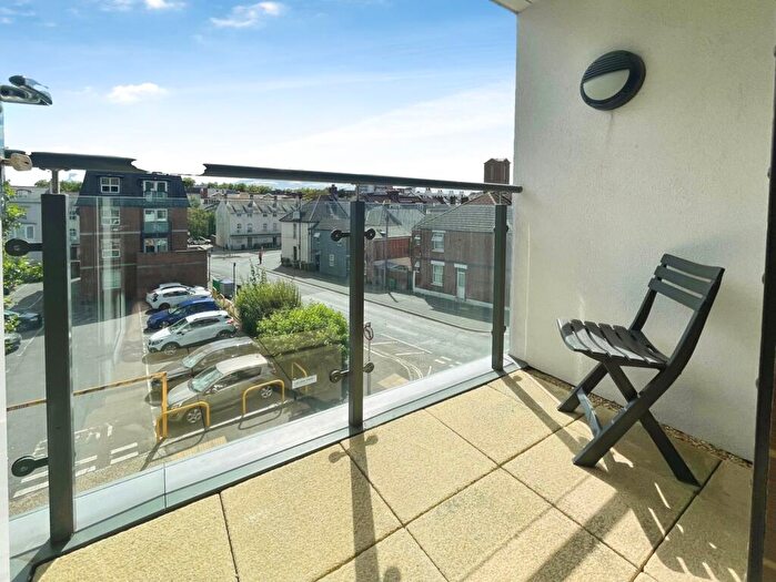 1 Bedroom Apartment For Sale In Empress Heights, College Street, Southampton, SO14