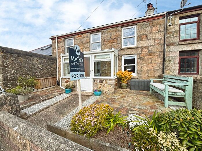 3 Bedroom Cottage For Sale In Helston, Spacious, Renovated Cottage Close To Town, TR13