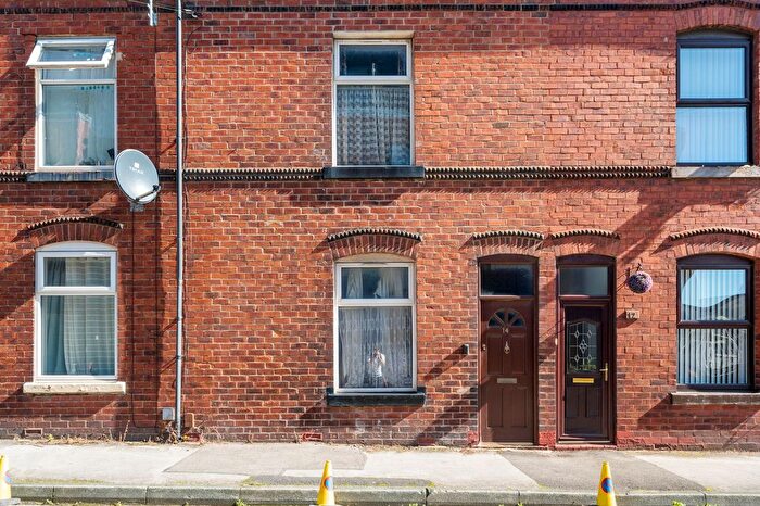 2 Bedroom Terraced House For Sale In King Street, Newton-Le-Willows, WA12