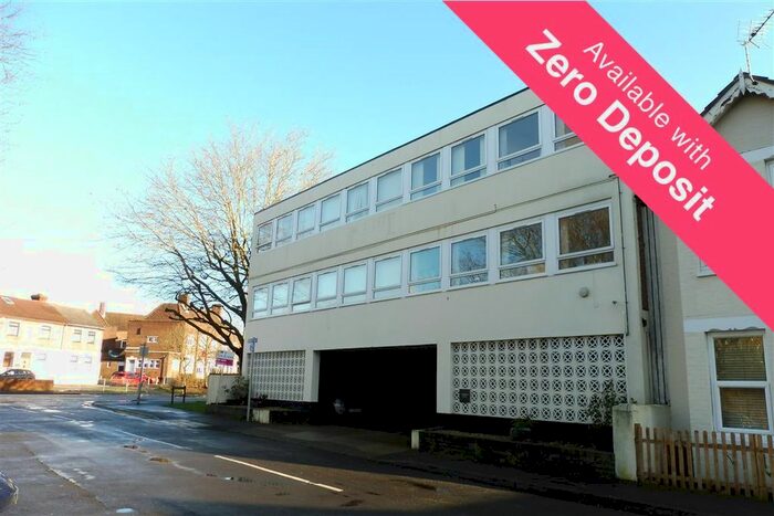 1 Bedroom Flat To Rent In Cleveland Road, Gosport, PO12