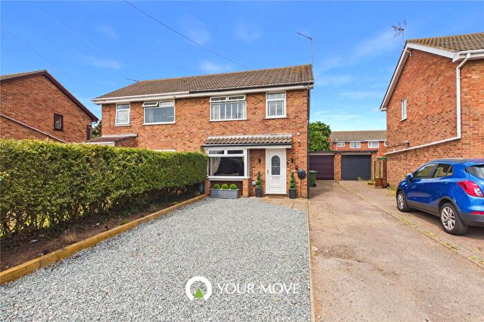 3 Bedroom Semi Detached House For Sale In Alder Close, Bradwell, Great Yarmouth, Norfolk, NR31