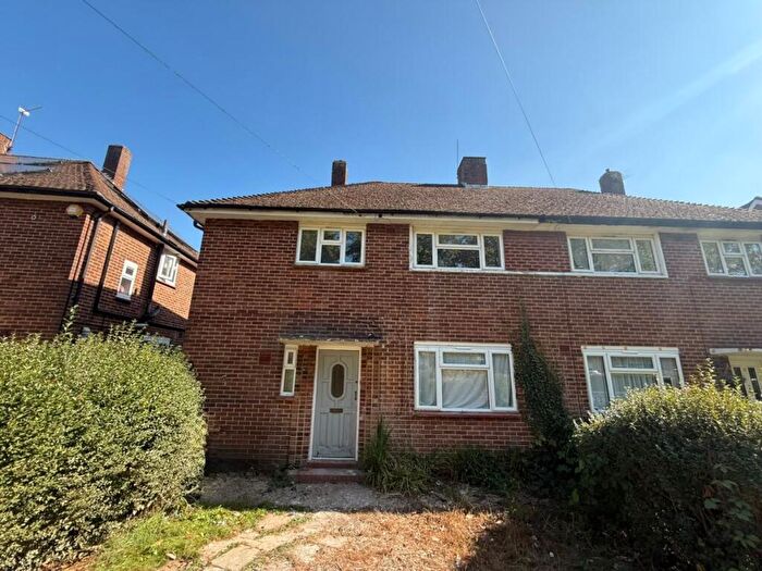 4 Bedroom Semi Detached House To Rent In Sitwell Grove, Stanmore, HA7