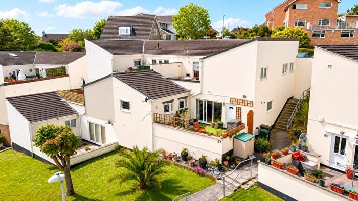 2 Bedroom Flat For Sale In Ashcombe Gardens, Milton, BS23
