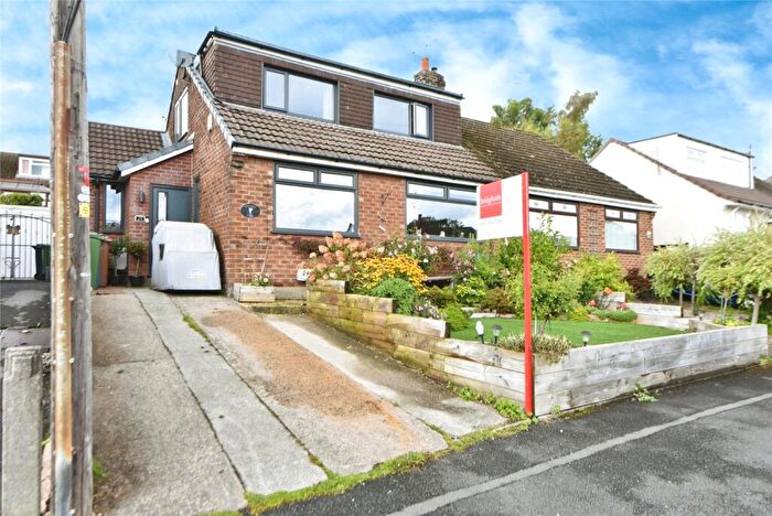 3 Bedroom Semi Detached House For Sale In Everest Road, Hyde, Cheshire, SK14