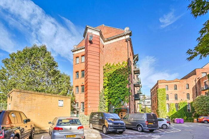 Studio To Rent In Colemans Wharf, Poplar, London, E14