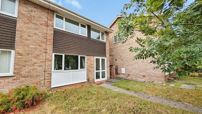 3 Bedroom Semi-Detached House For Sale In Rectory Close, Yate, Bristol, BS37