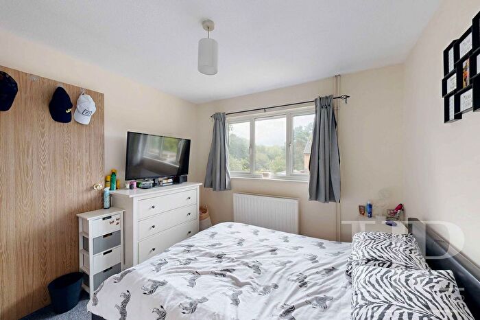 1 Bedroom Maisonette To Rent In Charrington Way, Broadbridge Heath, RH12