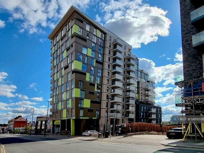 3 Bedroom Penthouse To Rent In Elizabeth House, Wembley, HA9