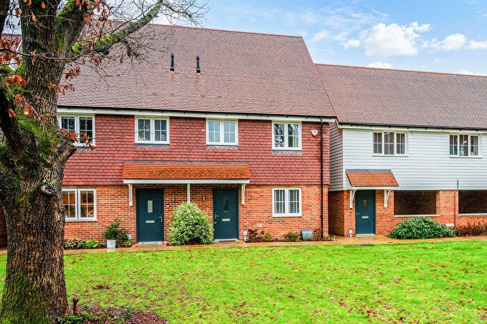 3 Bedroom Semi Detached House For Sale In Felbridge, RH19