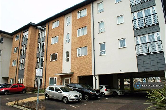 2 Bedroom Flat To Rent In Olive Court, Basildon, SS14