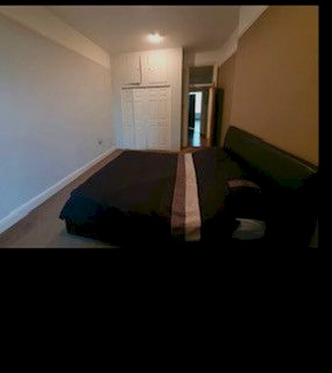 2 Bedroom Flat To Rent In Addiscombe Road, Croydon, Surrey, CR0