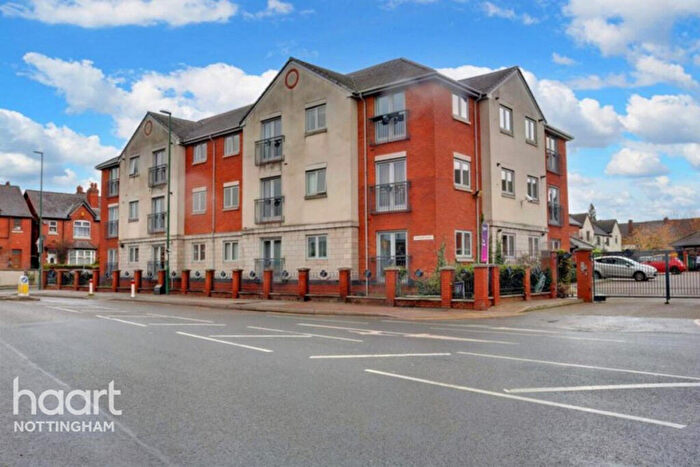 2 Bedroom Apartment For Sale In Highland Court, Old Basford, NG5