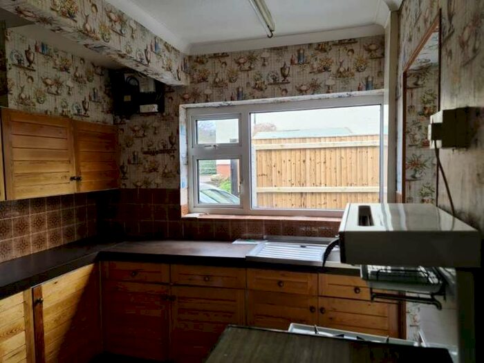3 Bedroom Semi Detached House For Sale In 36 Normanby Road Burtonupon
