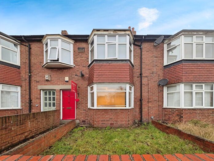 2 Bedroom Flat For Sale In Chillingham Road, Heaton, Newcastle Upon Tyne, NE6