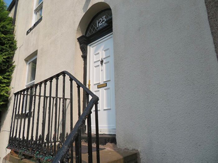 4 Bedroom Terraced House To Rent In Manchester Road, Rochdale, OL11