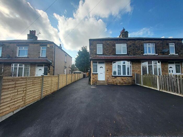 3 Bedroom House To Rent In Peckover Drive, Pudsey, LS28