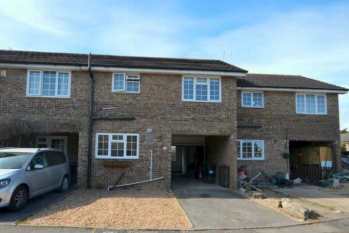 3 Bedroom Terraced House To Rent In Heather Close, Throop, BH8