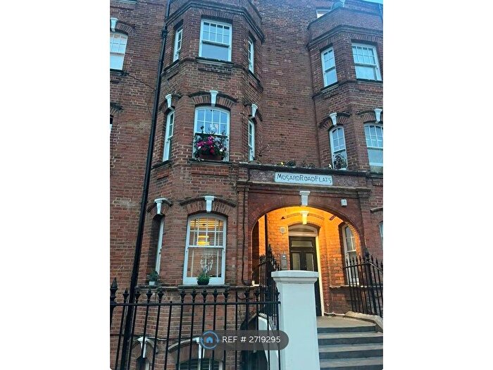 1 Bedroom Flat To Rent In Musard Road, London, W6