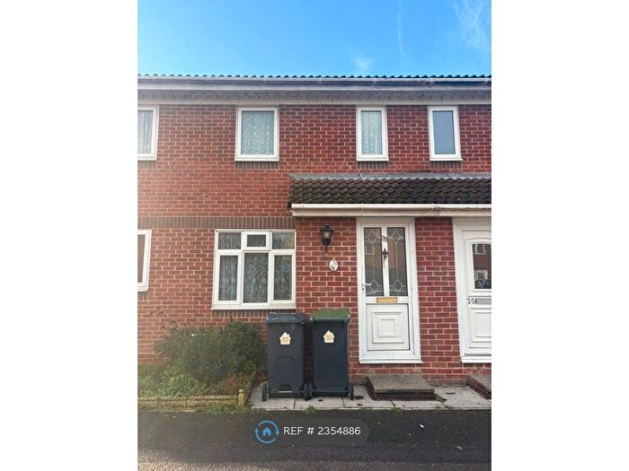 2 Bedroom Terraced House To Rent In Honeysuckle Close, Gosport, PO13