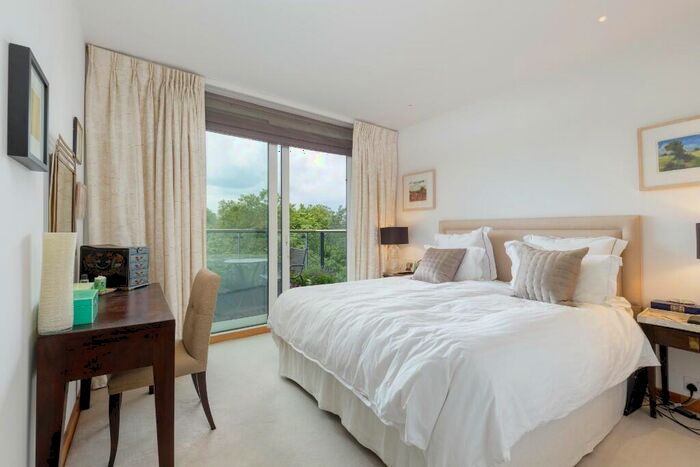 1 Bedroom Flat To Rent In Queenstown Road, London, SW11