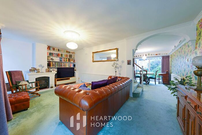 3 Bedroom Terraced House For Sale In Whitecroft, St. Albans, AL1