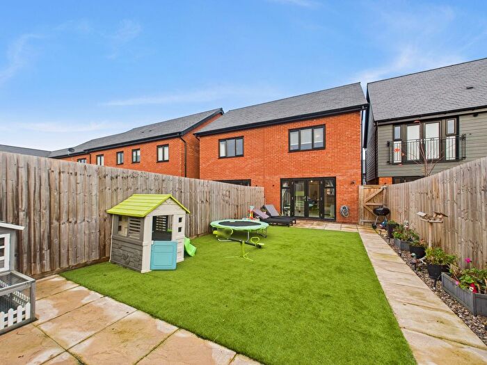 2 Bedroom Semi Detached House For Sale In Banbury Drive, Hampton Water, PE7