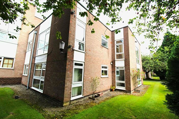 2 Bedroom Apartment To Rent In Thorne House, Wilmslow Road, Fallowfield, Manchester, M14