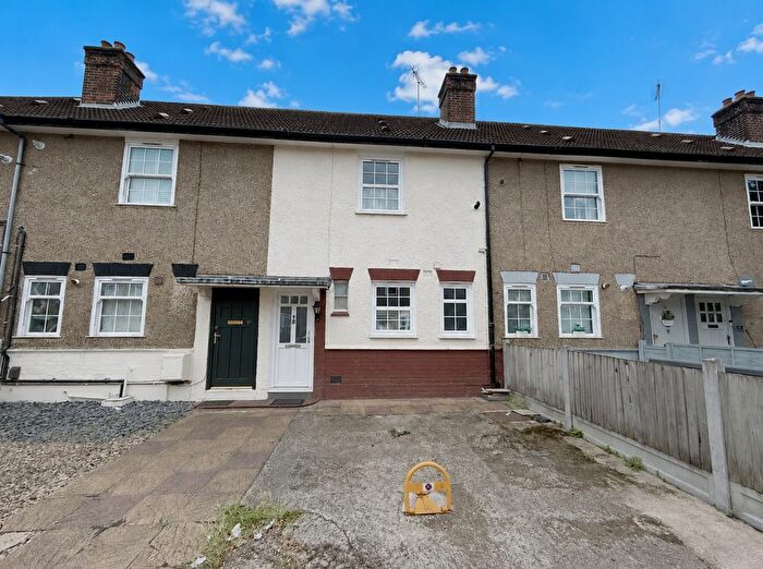 2 Bedroom Terraced House For Sale In Manchester Grove, Island Gardens, London, E14