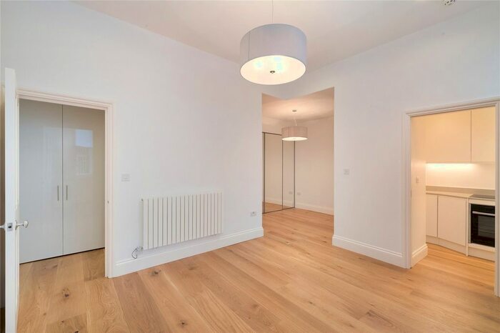 Studio To Rent In Cranley Gardens, South Kensington, London, SW7