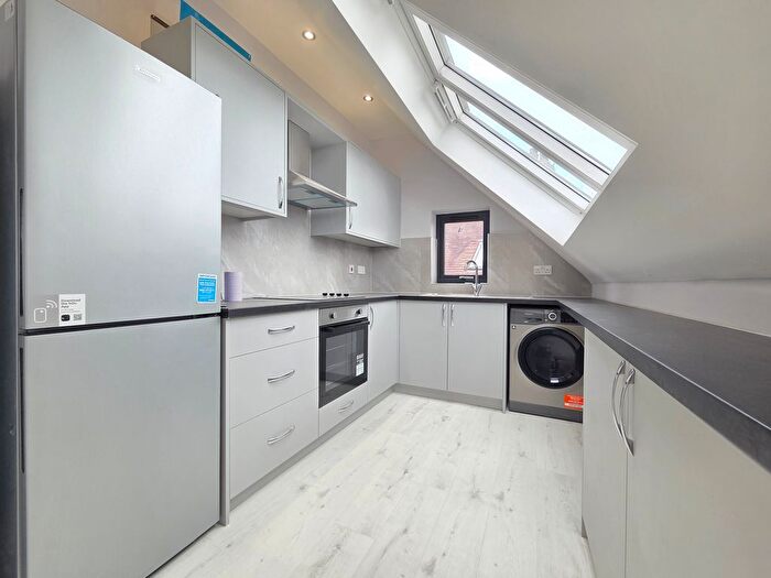 2 Bedroom Flat To Rent In Marlborough Hill, Harrow, HA1