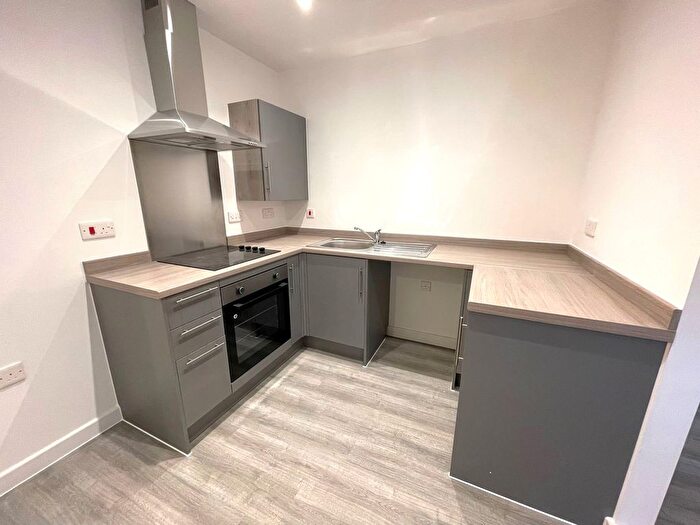 1 Bedroom Flat To Rent In Corporation Street, Taunton, TA1