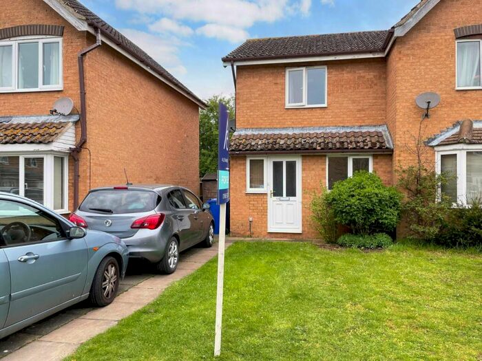 2 Bedroom Semi-Detached House For Sale In Banks Furlong, Chesterton, Bicester, Oxfordshire, OX26