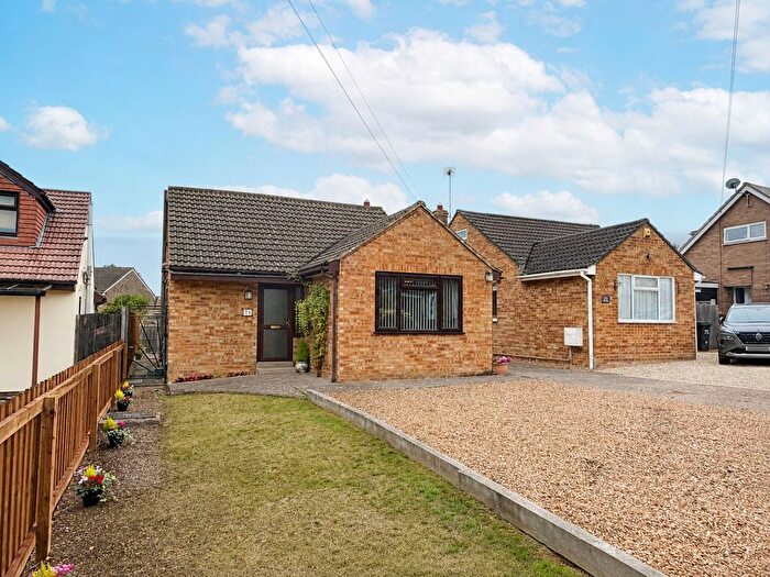 3 Bedroom Detached Bungalow For Sale In Willow Crescent, Great Houghton, Northampton, NN4